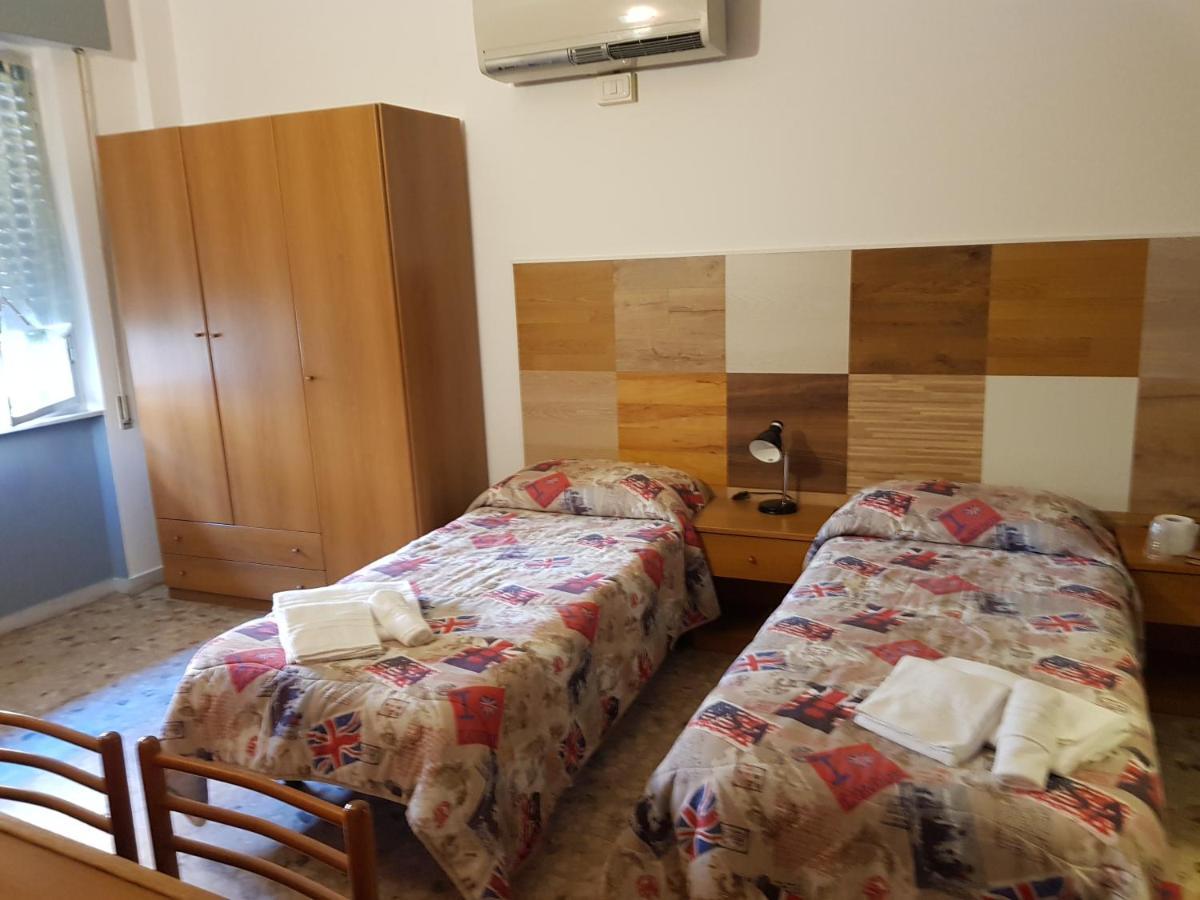 Hotel La Torre Коголето Экстерьер фото