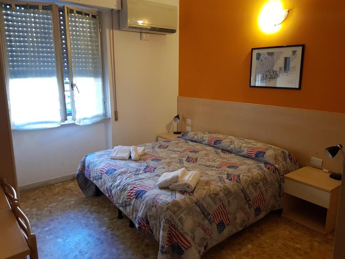 Hotel La Torre Коголето Экстерьер фото